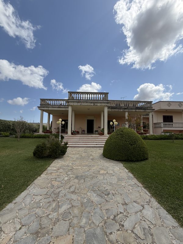 Villa di pregio Via G. Salvemini 65, Calimera, Lecce, Puglia